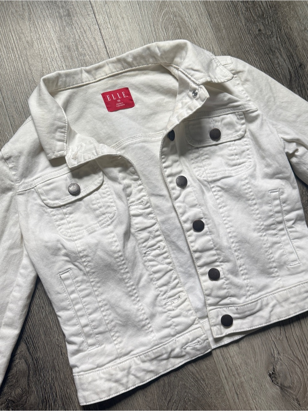 ELLE Women's XS White Denim Jacket Button Front Long Sleeve Pockets Short - 0177
